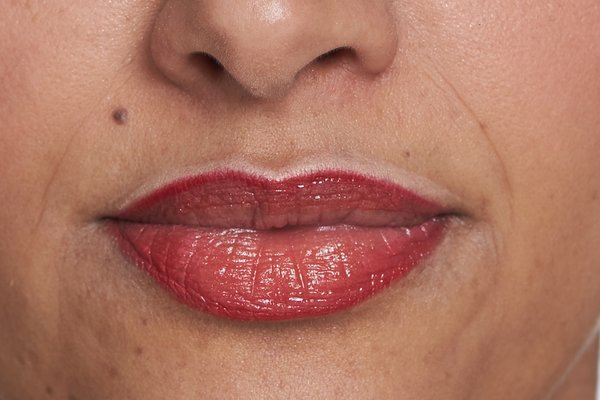 Lippenschattierung und Lippenkontur